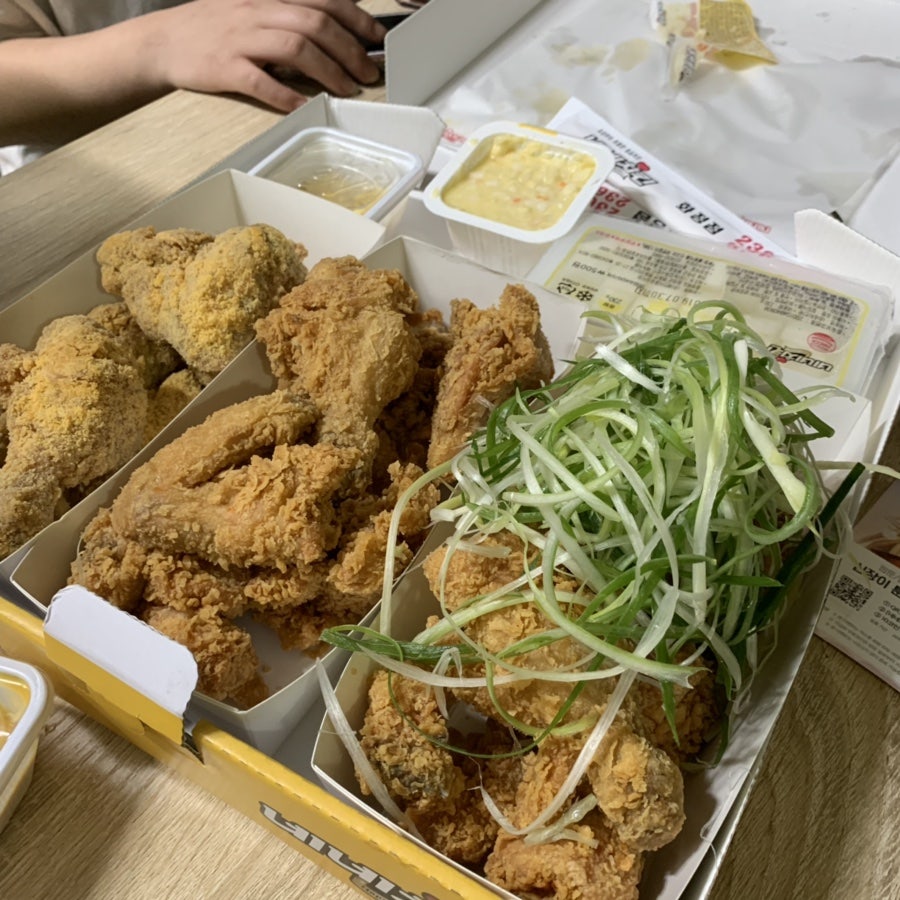 네네치킨 울산화정점 사진 6