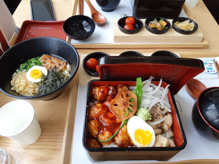  서면 대창덮밥 짚&미뜨보루