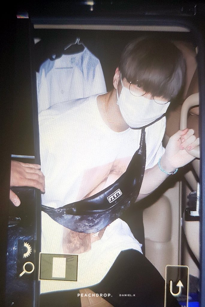  강다니엘 사직 구장 출근완료!!!!