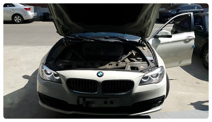 BMW 520d 에어컨가스 충전 냉매오일보충 . 부천 수입차BMW 합성엔진오일교환 전문점 부영수퍼카 
