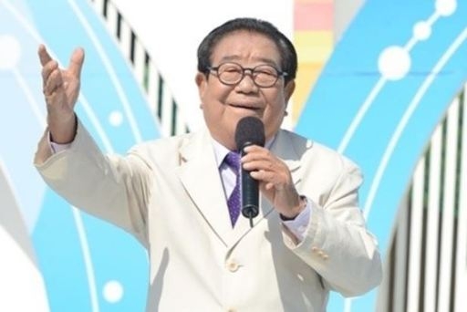  송해씨 연봉이 최소 14,400만원 정도겠군요