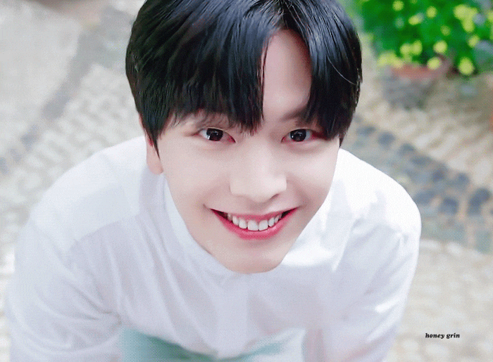  [육성재] 190709 ‘예쁘장한 구오즈’  선공개 및 라이브