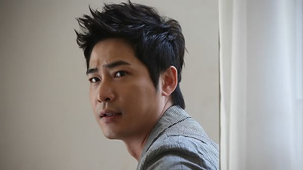  잠자던 중 성폭행 당했다…강지환, 성폭행 혐의 긴급체포
