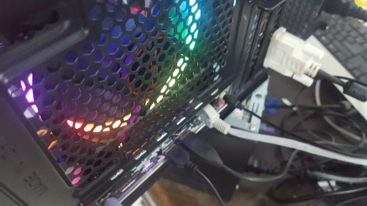  익산 베그컴퓨터 r5 2600 RTX2070 16G SSD480 게임용 컴퓨터 RGB 케이스 파워700W