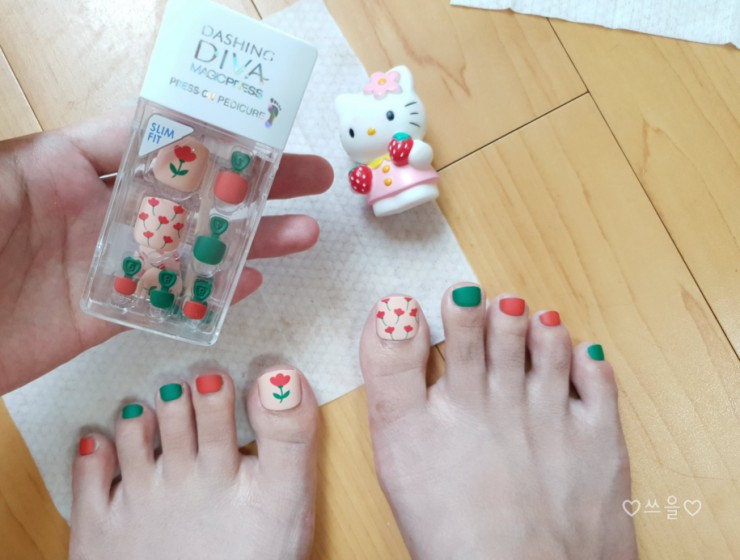  데싱디바 슈퍼 슬림핏 패디 붙이기 ! 올리브영에서 구매 ~ 처음 써본 후기