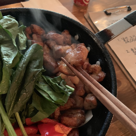  신촌/이대맛집 "낯선고기" 분위기있는 고기집! 수제맥주 존맛
