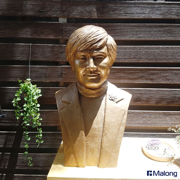  인물 흉상 제작 사례 (황동 인물 동상 제작 업체)
