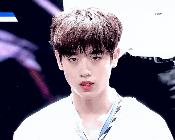  [프로듀스 X 101 빙의글/금동현 빙의글] 난 맞는데 왜 넌 (中-2)