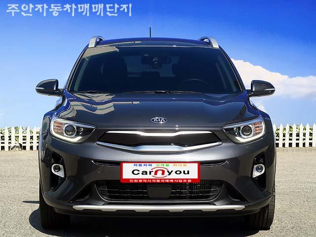  기아 스토닉 디젤 1.6 프레스티지 / 2018년식 / 12,622km / 오토 / 디젤 / 615235642