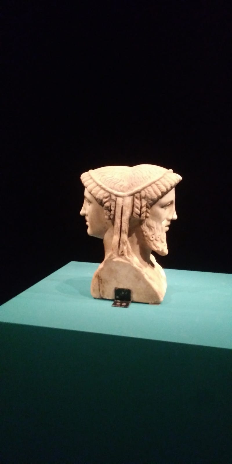 야누스의 두 얼굴 : 네이버 블로그