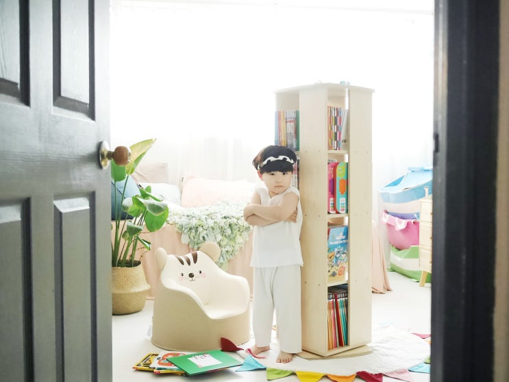  아기책장, 완성도 높은 미레아우드디자인 회전책장