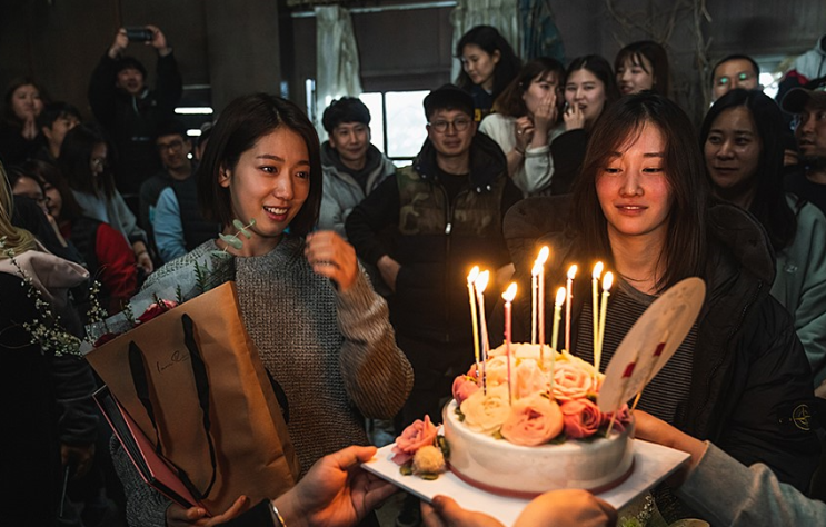  박신혜 전종서 영화 '콜' 에서 첫 호흡을 맞추게 된 두 여배우
