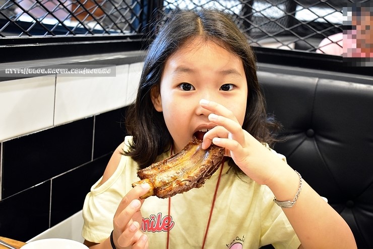  제주시 가볼만한곳 아인방 뷔페 자이언트폭립 무한 즐김