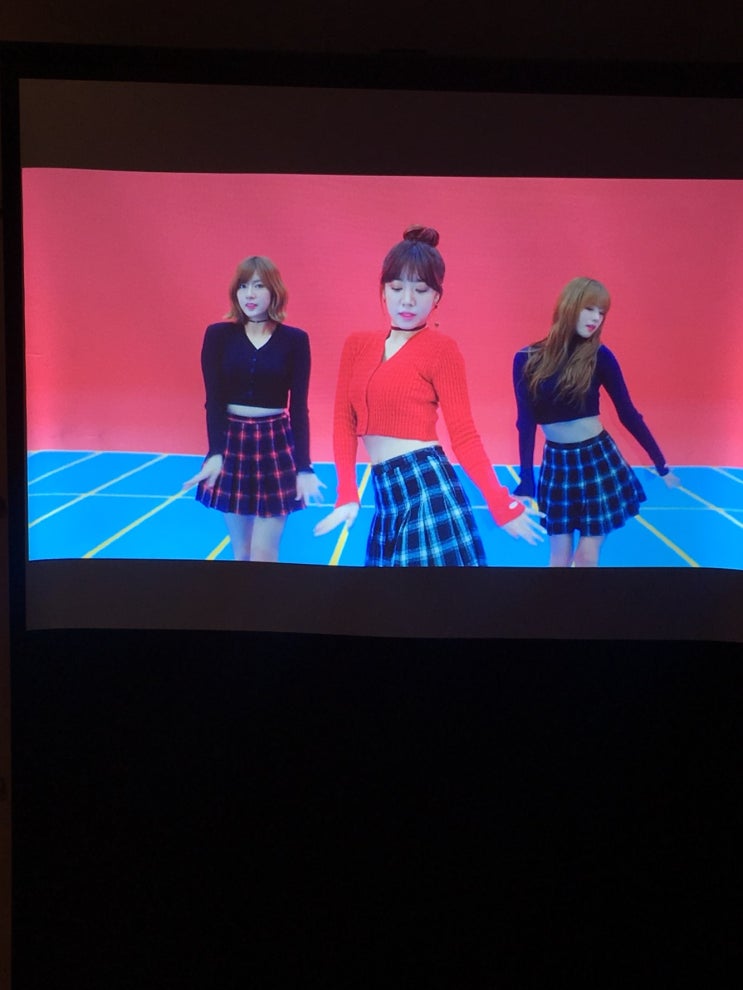  거실 천장빔프로젝터 설치 램프교환 대형화면 프로젝터스크린
