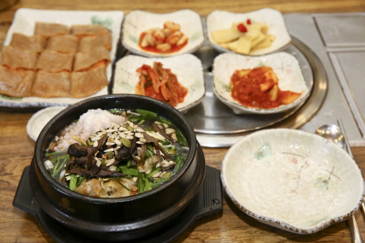  황제능이버섯백숙 초복에는 낙지삼계탕 추천