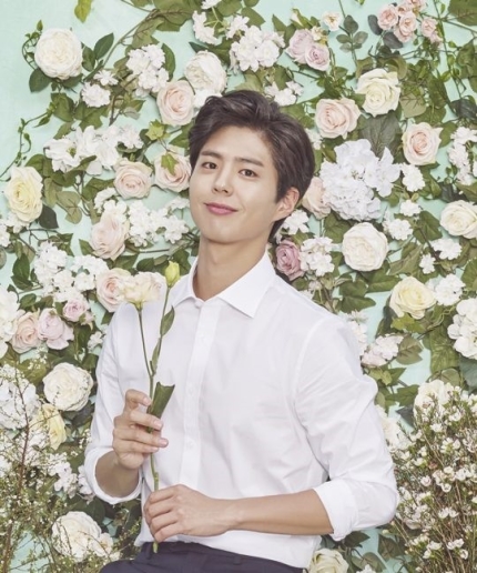  [기사/2019] 박보검, '초복'날 함께 삼계탕 먹고 싶은 스타 1위