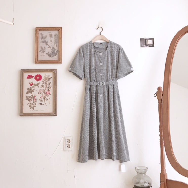  black check belted onepiece