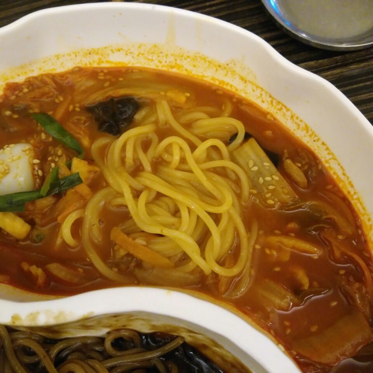  종로 짬뽕지존 면발이 탱글탱글 반했어요
