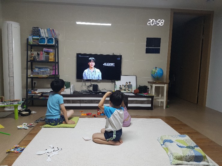  슈퍼밴드 기다리며 끄적대기