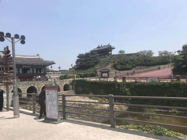  화성어차 타고 수원화성 구경하기