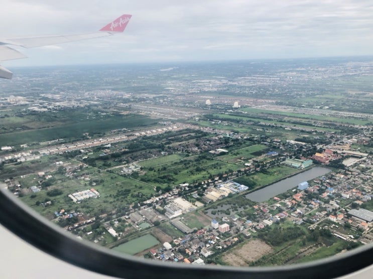  4박5일 여름 방콕 자유여행 첫째날/새벽 인천공항 스카이허브 라운지/에어아시아 기내식/방콕 하얏트 플레이스 수쿰윗/수영장/루프탑바/7월 방콕 날씨