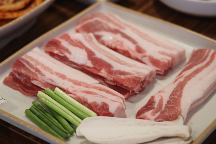  대구 진천역 맛집 생고기 대패삼겹살 경험하다!