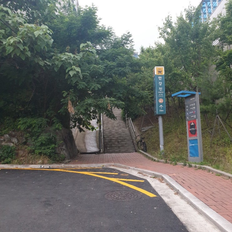  야구장 전 사진첩털기. (주로 음식과 짤 위주.)
