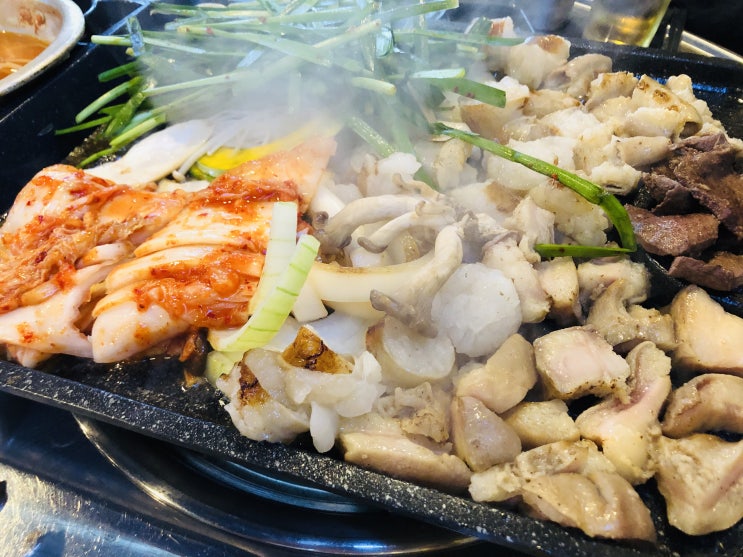  선릉역 곱창 맛집 대한곱창은 화사곱창집으로 유명한곳