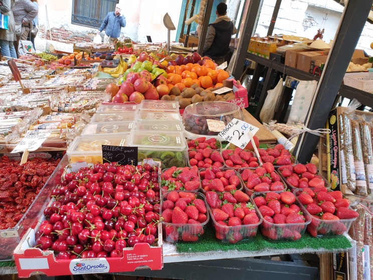 1633. 베네치아 리알토 시장 (Mercato di Rialto)
