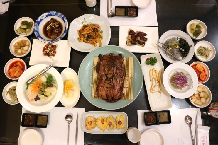  고급스러운 한옥에서 즐기는 유황진흙오리구이 한정식 ~ 하계역 맛집, 노원 한정식 '마들원'
