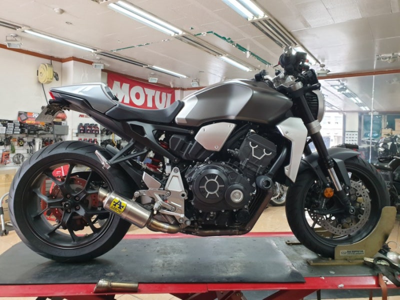 Honda cb1000r консольный маятник