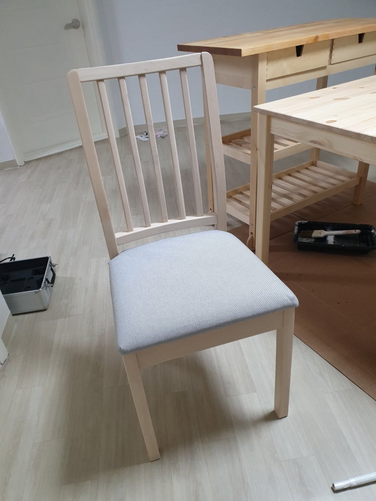 이케아 식탁의자 에케달렌 구입, 조립 후기 (EKEDALEN) 이케아 식탁의자 에케달렌 구입, 조립 후기 (EKEDALEN)