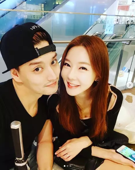  일라이 지연수 나이 차이 ‘대박’ 일라이父 미국에 체인점만 20개? ‘금수저 집안+엄친아?’