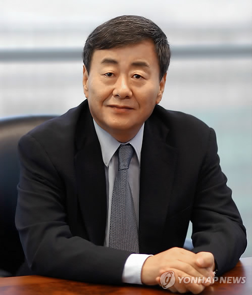  김준기 전 DB그룹 회장, 또 성폭행 혐의 피소 으휴..병이다병..