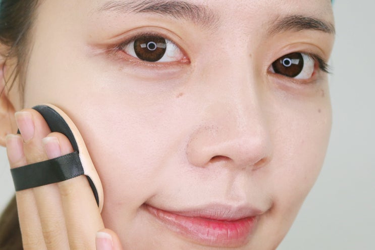  헤라 블랙쿠션 기초만 잘해주면 이만한 꿀템이 없는듯