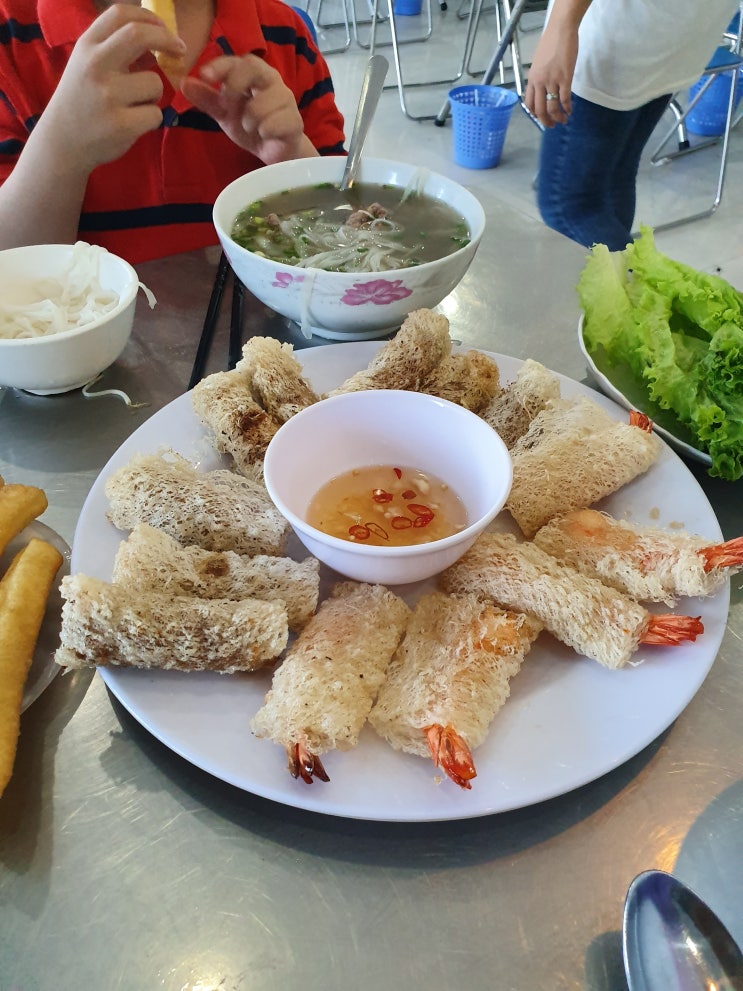  다낭에서 유명하다던 3대쌀국수  QUAN PHO HONG 다녀왔어요!