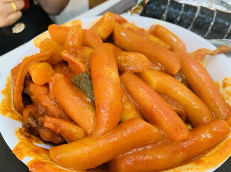  홍대역 점심 홍대 조폭떡볶이2호점 메뉴,가격 후기! 옛날떡볶이 그대로!
