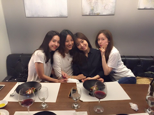  캠핑클럽 핑클 결혼 & 남편 & 남자친구 & 나이 근황 w.핑클 캠핑클럽 이효리 성유리 옥주현 이진 안성현