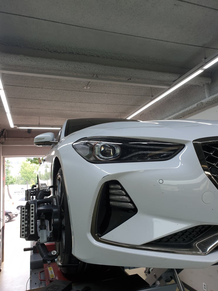  제네시스 G70 타이어 교환 및 휠얼라이먼트 225/40R19 255/35R19 미쉐린타이어 PS4 송파타이어 강동타이어 하남타이어 위례타이어 미사타이어 타이어전문점 타이어싼집