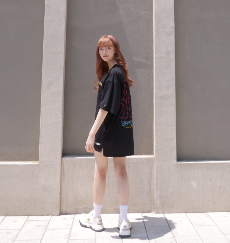  엘레쎄 X 스티그마 콜라보, 감각적인 반팔 스트릿패션은 이렇게