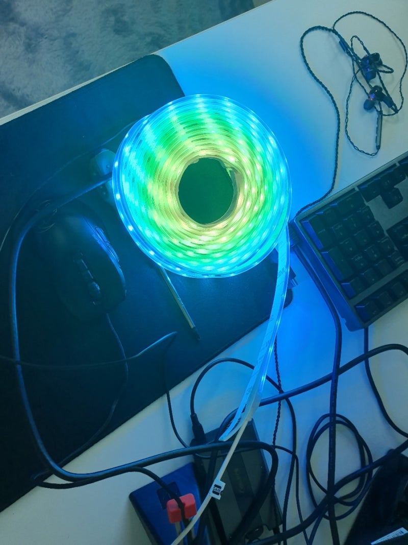 컴퓨터방 책상 꾸미기 RGB LED 추천 led바 감성 마음대로 바꿔 : 네이버 블로그