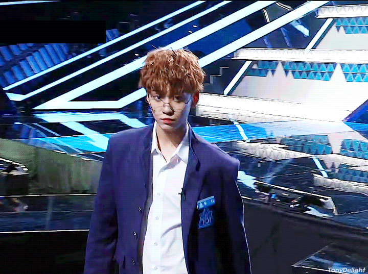  [국프의 일상] 프로듀스X101 18세 185cm 알고보면 미자단 토니 짤 모음 : 프듀 생방송 문자투표 #0011 토니