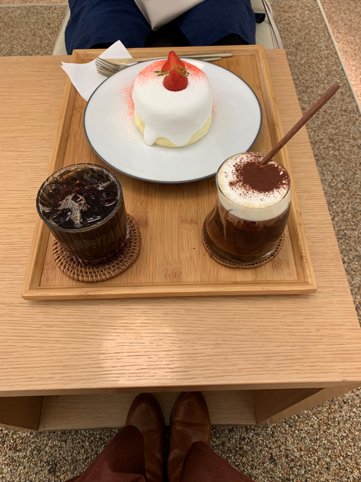  늘상 데일리 라이크 너무 좋아서, ~ > - < ! 청아한 빗소리가 맑았다 ~ 친한 동생과 청아하게 빗소리들으면서 신나는 나들이 ~ ~ ~
