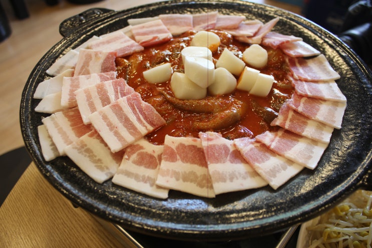  동대문 쭈꾸미 맛집 정박사솥뚜껑쭈꾸미 별이 다섯개!!