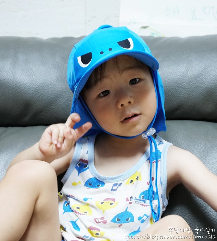  생후 33개월 멋있게 사진 포즈 취하는 애교쟁이 둘째 상어사랑 (+1012~1013)