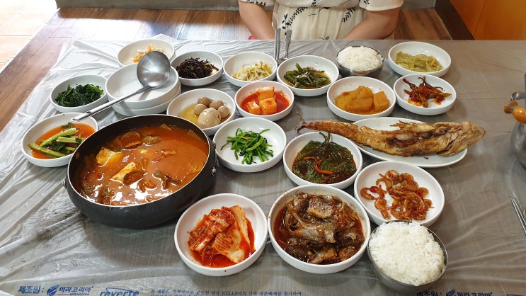  목포 돌집(생선찌개 백반), 원조백반전문점