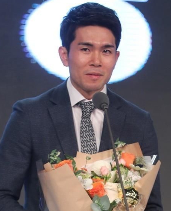  농수선수"정병국"음란행위 로 체포