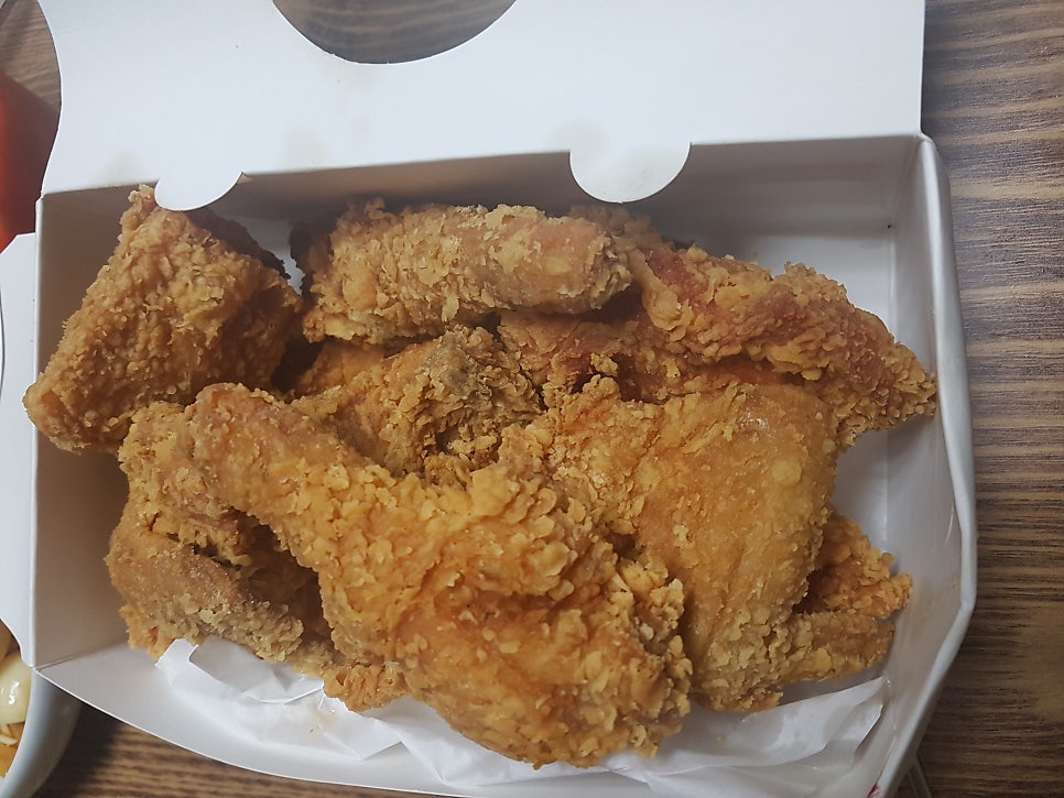 큰통치킨 석교점 사진 1
