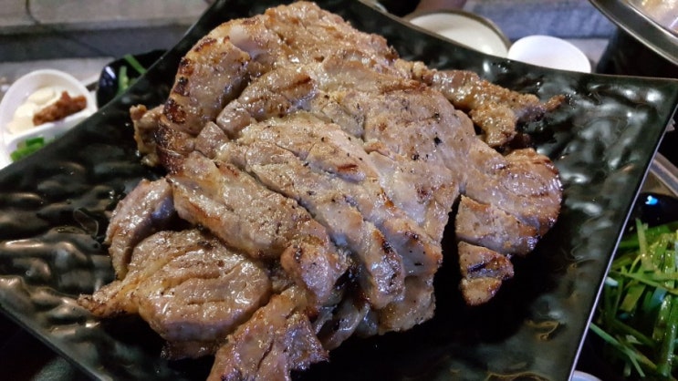  수원,세류동,임봉학왕가리-돼지갈비와꼬치