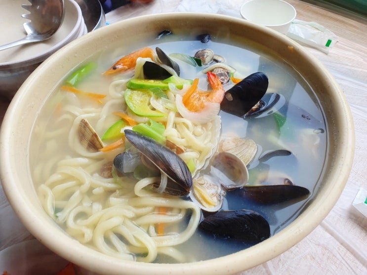  소무의도 맛집 푸짐한 해물칼국수 든든히 먹고